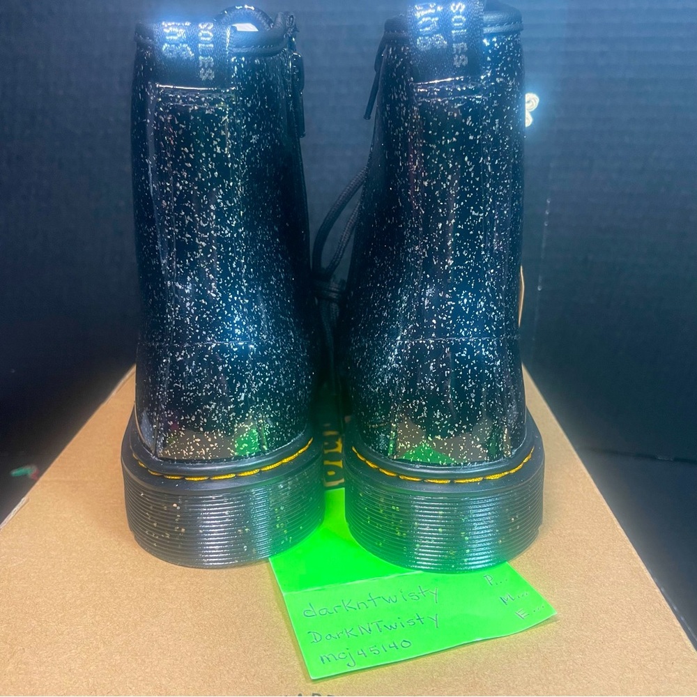 BNIB Dr.Martens 1460 UK 4 US 6 Cosmic Glitter PRICE FIRM NO OFFERS NO DISCOUNTS - Picture 6 of 15